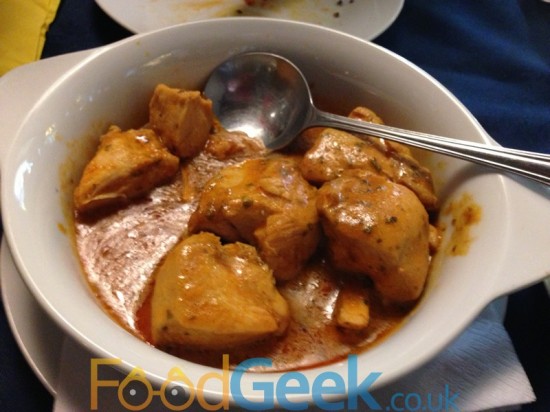 Pollo al Chillindron (Chicken breast in paprika & chilli sauce) 