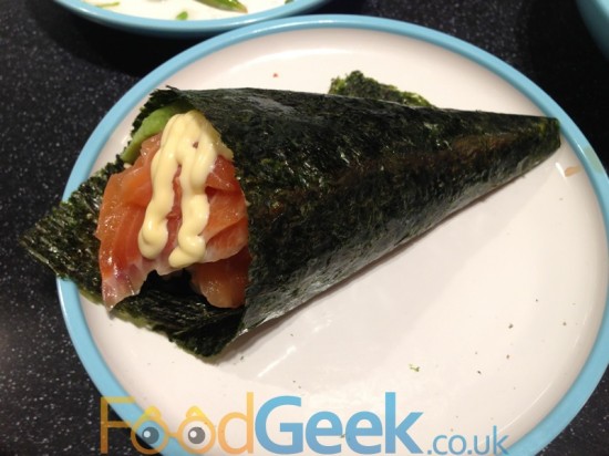 Salmon & Avocado Temaki