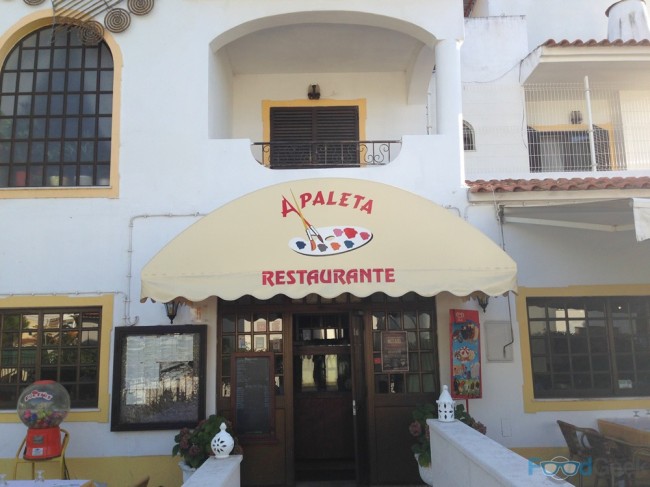 A Paleta, Lagoa. Near Slide & Splash water park...