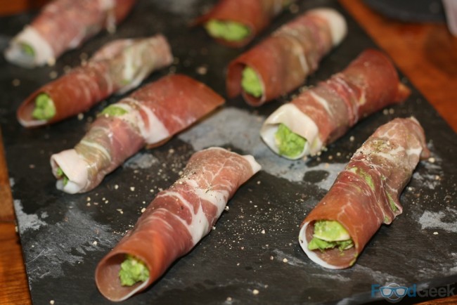Chicken thigh & pea puree in Parma ham